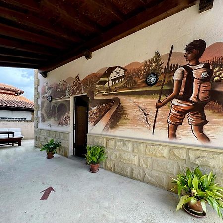 Albergue San Nicolas Larrasoana Buitenkant foto