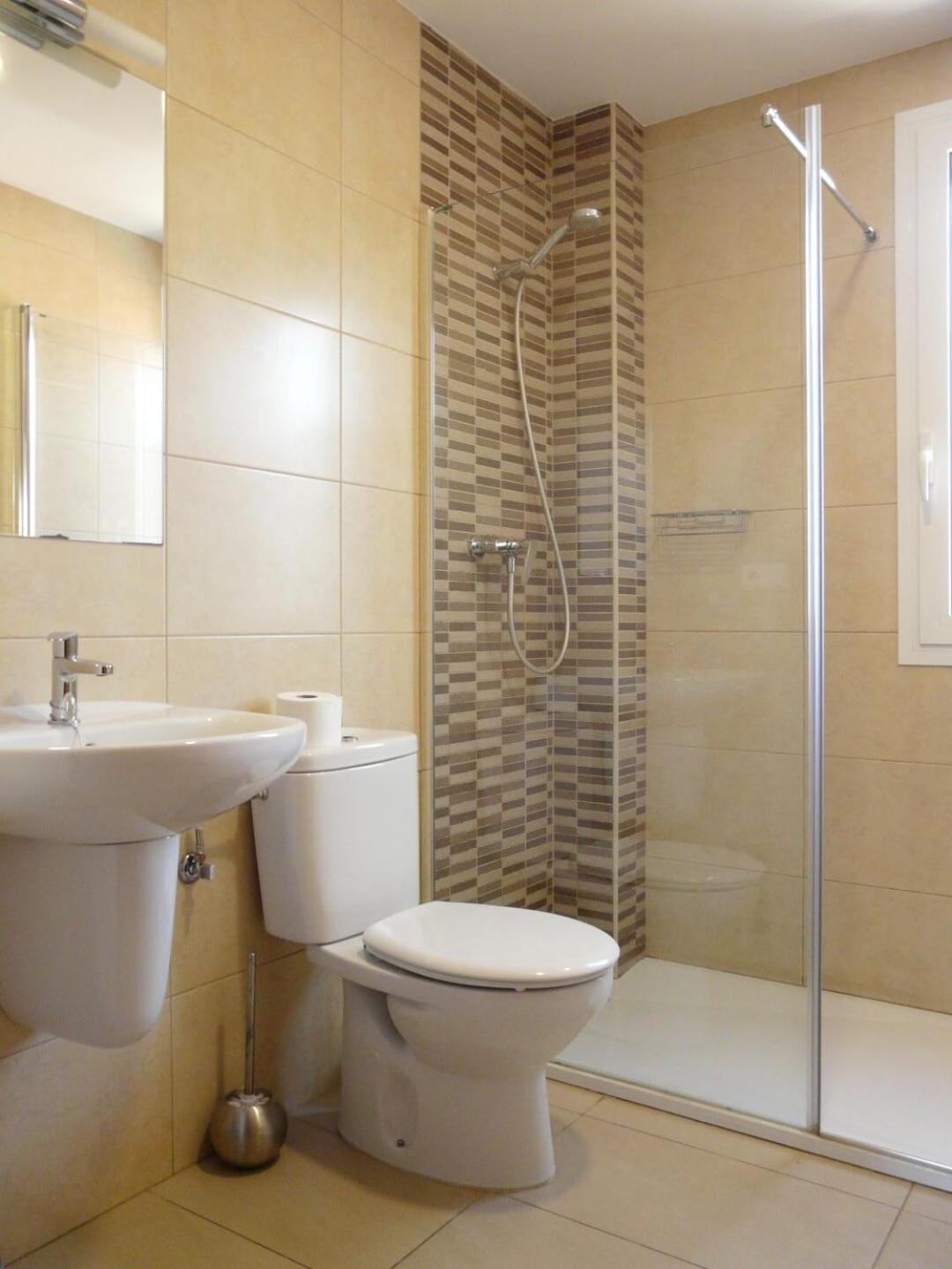 Albergue San Nicolas Larrasoana Buitenkant foto