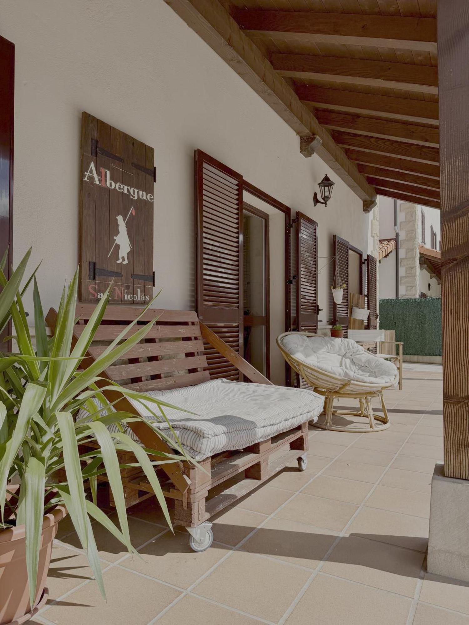 Albergue San Nicolas Larrasoana Buitenkant foto
